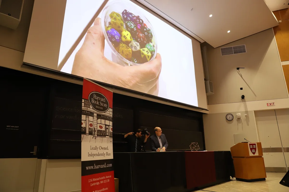 Paul Steinhardt, físico teórico de la Universidad de Princeton, codesarrolló el modelo de universo ekpirótico