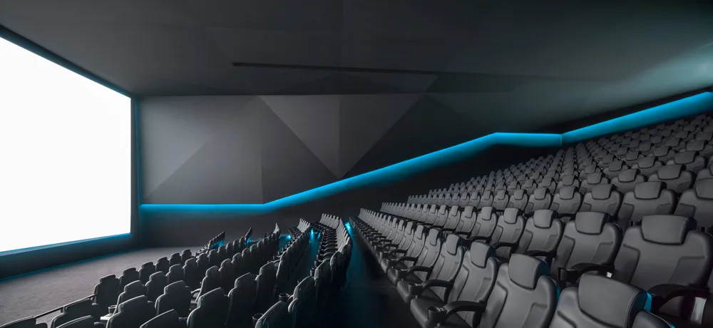 Dolby Cinema ofrece una experiencia cinematográfica premium, combinando la proyección HDR Dolby Vision con Dol