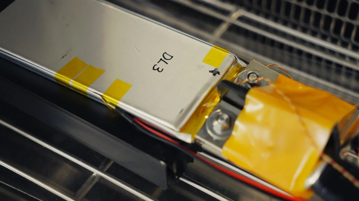 Las baterías de litio-azufre (Li-S) son una tecnología prometedora de 'energía extrema', teóricamente capaz de o