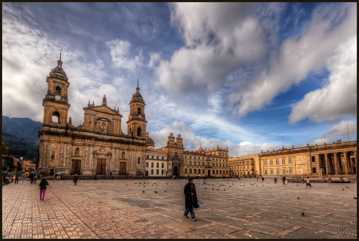 Il Capitolio Nacional, sede del Congresso colombiano, è un capolavoro neoclassico in Piazza Bolívar a Bogotá.